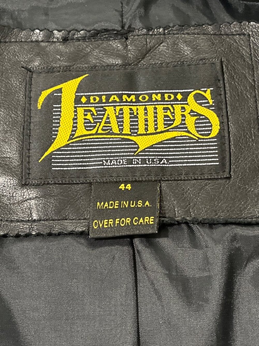 Diamond Leathers Size 44 Black Leather Jacket Native American Wolf Beaded Fringe - Picture 8 of 12